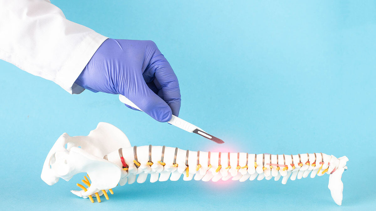 Neurosurgeon or Orthopedic Surgeon for Spine Surgery?​