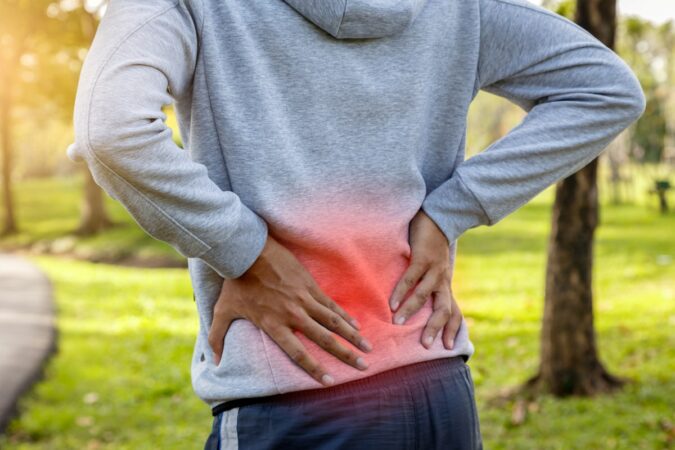 Degenerative Disc Disease: Early Signs, Diagnosis, and When to See a Specialist