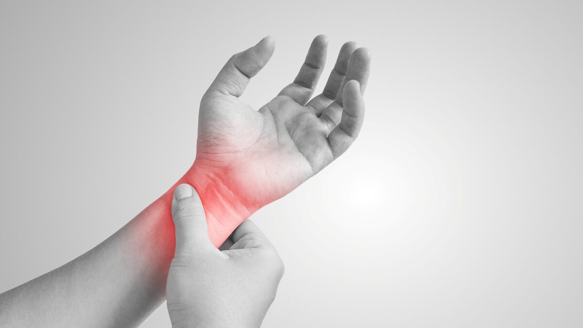 Recognizing the Signs of Carpal Tunnel Syndrome
