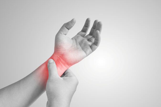 Recognizing the Signs of Carpal Tunnel Syndrome